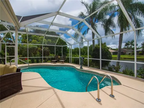 6275 33rd Manor Vero Beach FL 32966