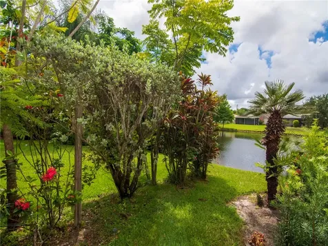 6275 33rd Manor Vero Beach FL 32966