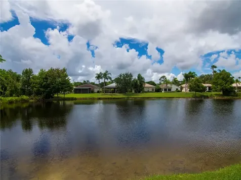 6275 33rd Manor Vero Beach FL 32966