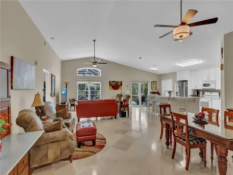 6275 33rd Manor Vero Beach FL 32966