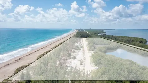 4372 Diamond Shores Way Hutchinson Island FL 34949