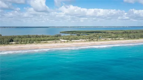 4372 Diamond Shores Way Hutchinson Island FL 34949