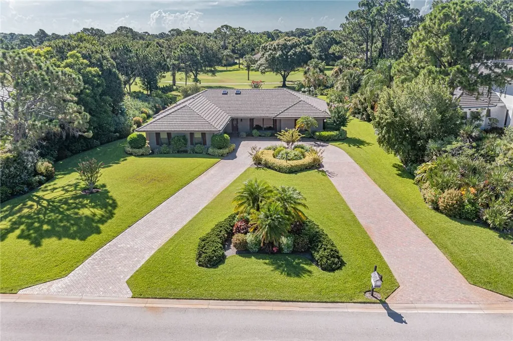 5770 Glen Eagle Lane Vero Beach FL 32967