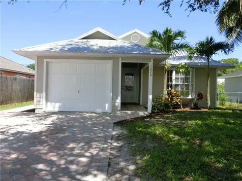 1670 19th Avenue SW Vero Beach FL 32962