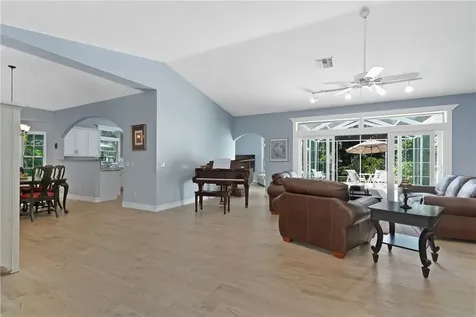 3385 Mariners Way Vero Beach FL 32963
