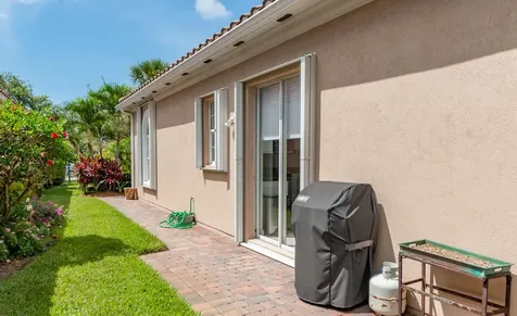 5219 Eleuthra Circle Vero Beach FL 32967