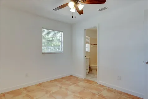 2146 34th Avenue Vero Beach FL 32960