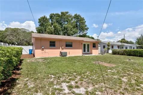 2146 34th Avenue Vero Beach FL 32960
