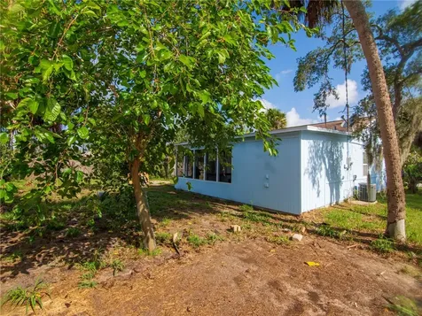 313 14th Street SW Vero Beach FL 32962