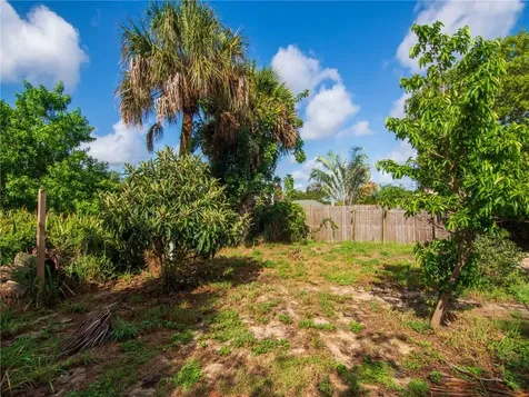 313 14th Street SW Vero Beach FL 32962