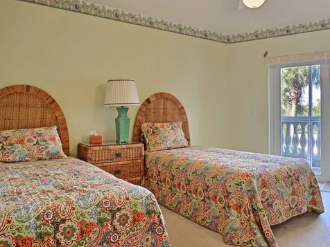 8820 S Sea Oaks Way Vero Beach FL 32963