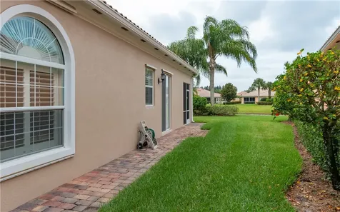 5435 Corsica Place Vero Beach FL 32967