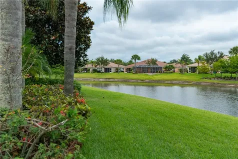 5435 Corsica Place Vero Beach FL 32967