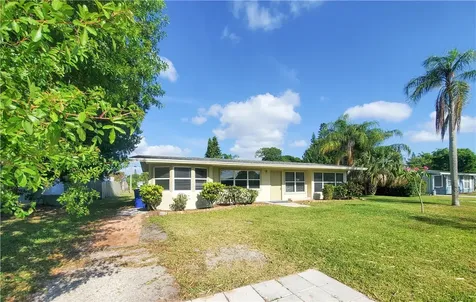 1431 5th Avenue Vero Beach FL 32960