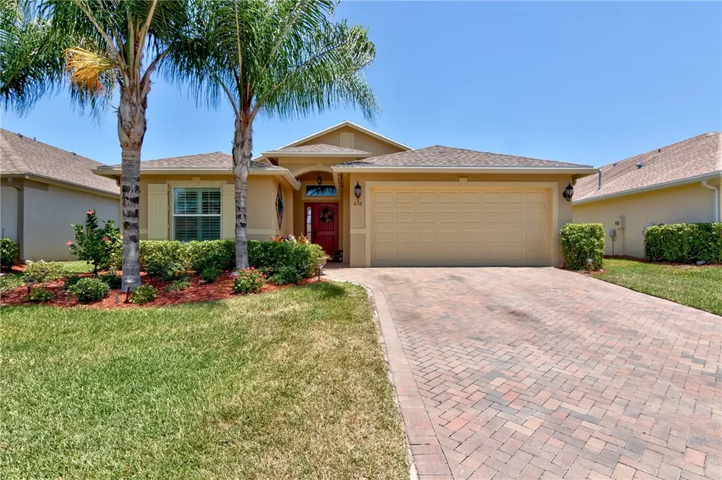 676 Honeybell Court SW Vero Beach FL 32968