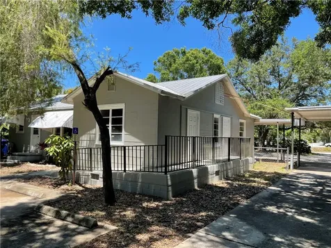 1935 20th Avenue Vero Beach FL 32960