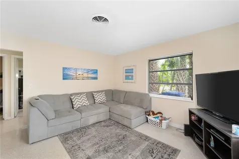 5008 Tradewinds Drive Vero Beach FL 32963