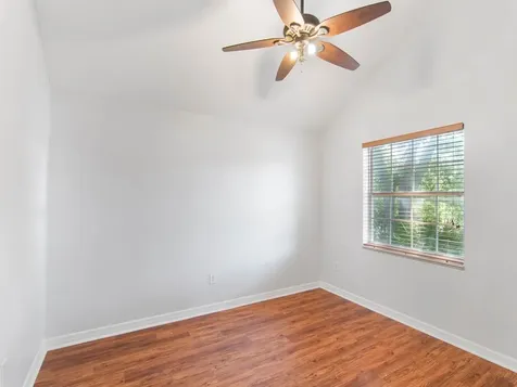 910 32nd Avenue SW Vero Beach FL 32968