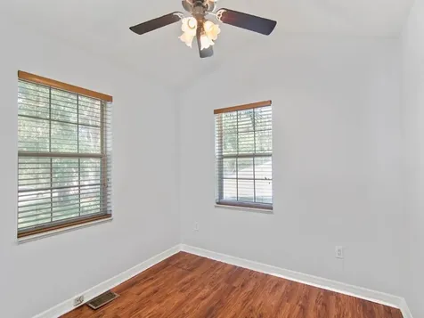 910 32nd Avenue SW Vero Beach FL 32968