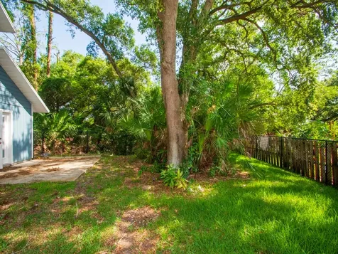 910 32nd Avenue SW Vero Beach FL 32968