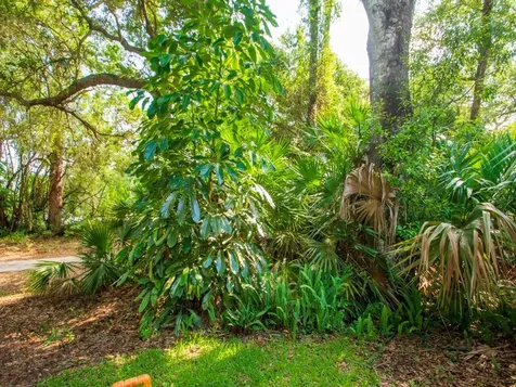 910 32nd Avenue SW Vero Beach FL 32968