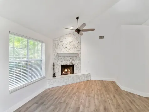 910 32nd Avenue SW Vero Beach FL 32968