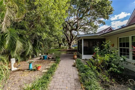 1925 Surfside Terrace Vero Beach FL 32963