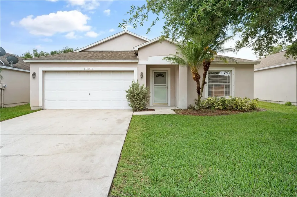 1129 W 13th Square Vero Beach FL 32960