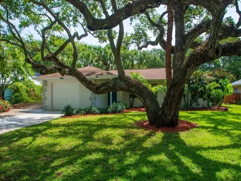9560 Frangipani Drive Vero Beach FL 32963