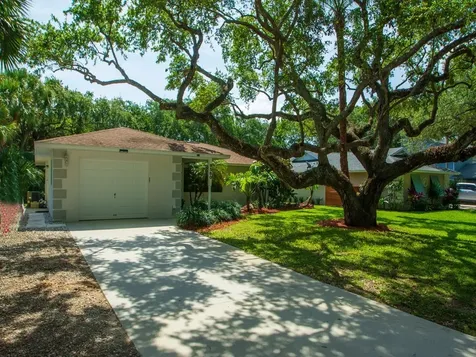 9560 Frangipani Drive Vero Beach FL 32963