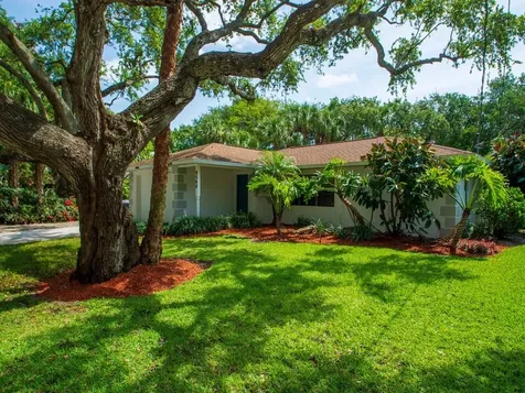 9560 Frangipani Drive Vero Beach FL 32963