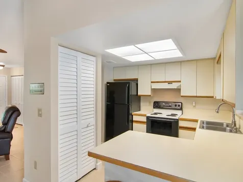 9560 Frangipani Drive Vero Beach FL 32963