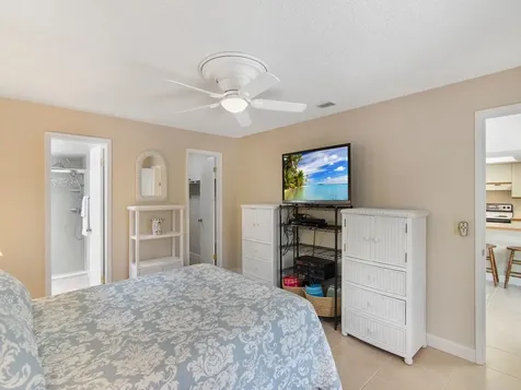 9560 Frangipani Drive Vero Beach FL 32963