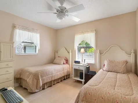9560 Frangipani Drive Vero Beach FL 32963