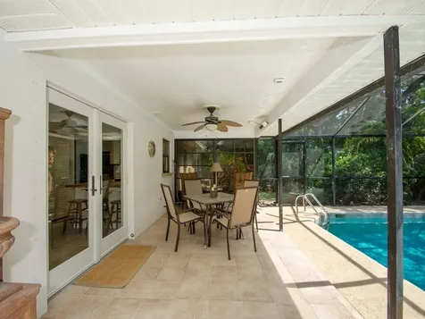 9560 Frangipani Drive Vero Beach FL 32963