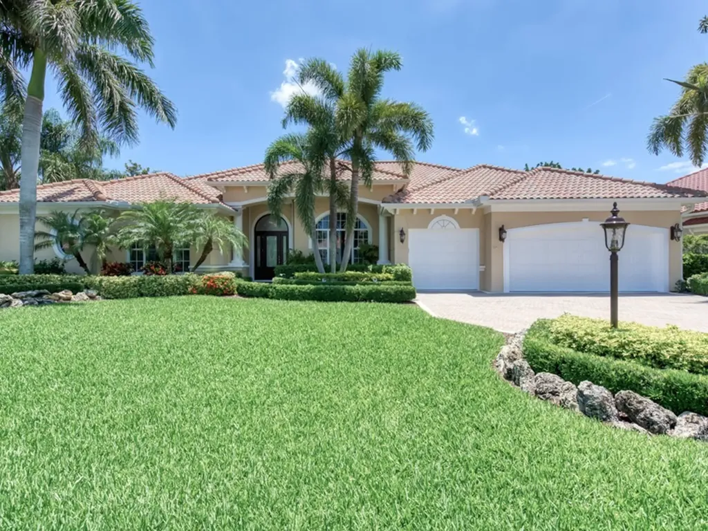 1755 Paseo Del Lago Lane Vero Beach FL 32967