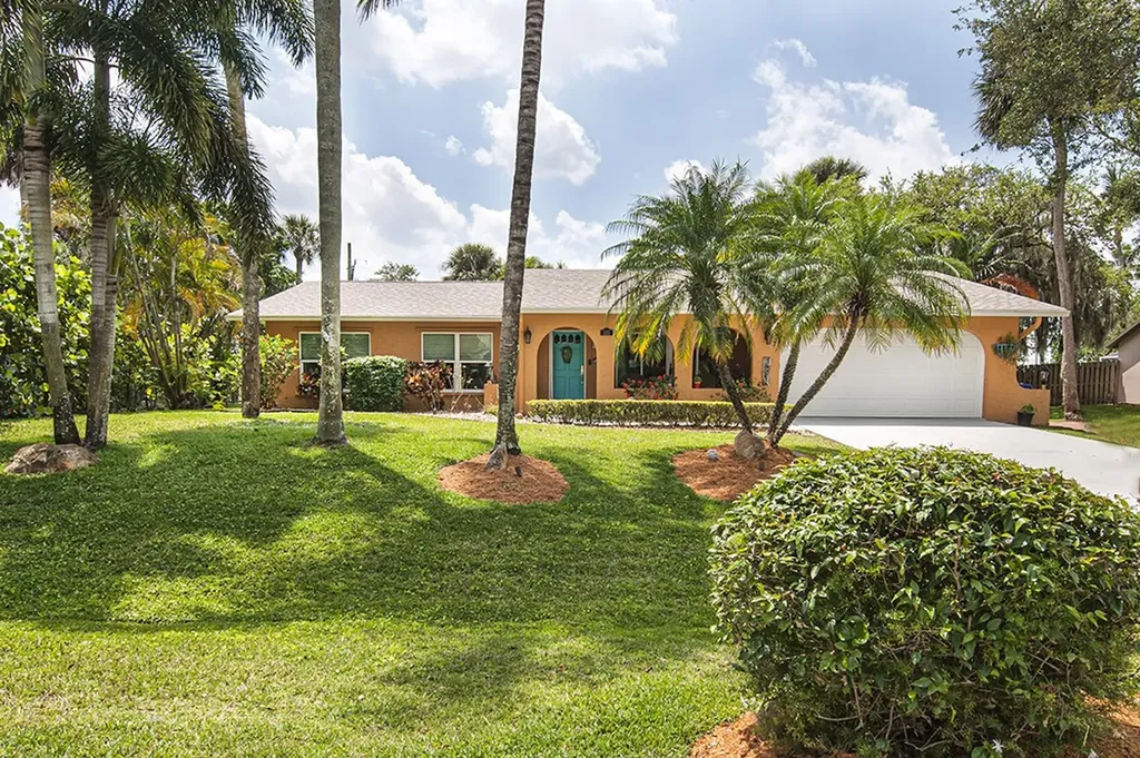 135 12th Place SE Vero Beach FL 32962