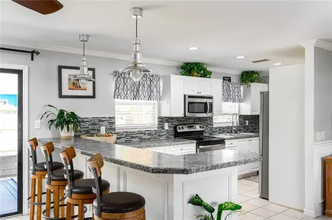 1616 5th Place Vero Beach FL 32962