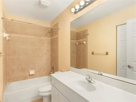 611 Calamondin Way SW Vero Beach FL 32968