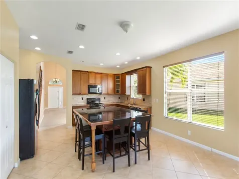 611 Calamondin Way SW Vero Beach FL 32968