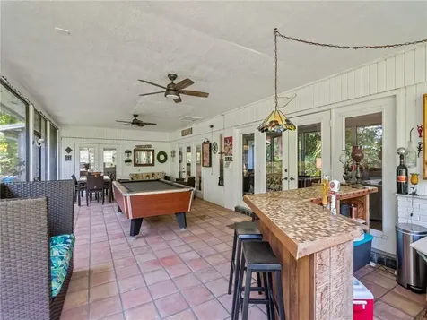 4430 16th Street Vero Beach FL 32966