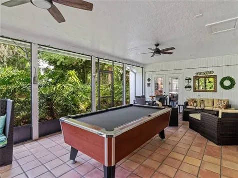 4430 16th Street Vero Beach FL 32966