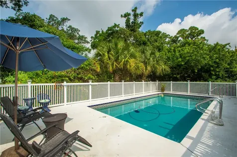 4430 16th Street Vero Beach FL 32966