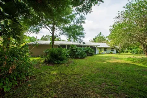 4430 16th Street Vero Beach FL 32966