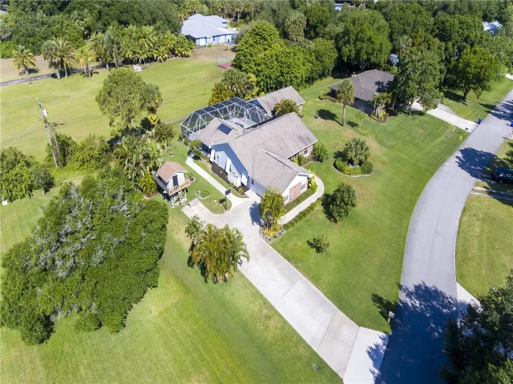 435 39th Court Vero Beach FL 32968