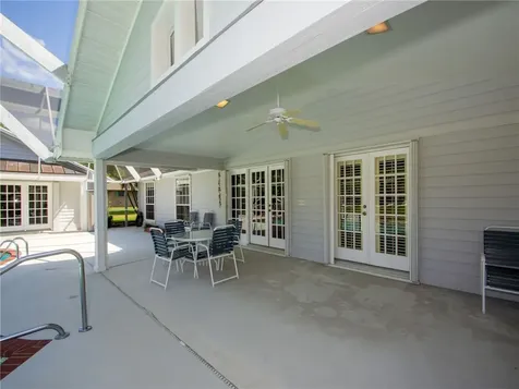435 39th Court Vero Beach FL 32968
