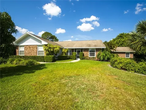 435 39th Court Vero Beach FL 32968