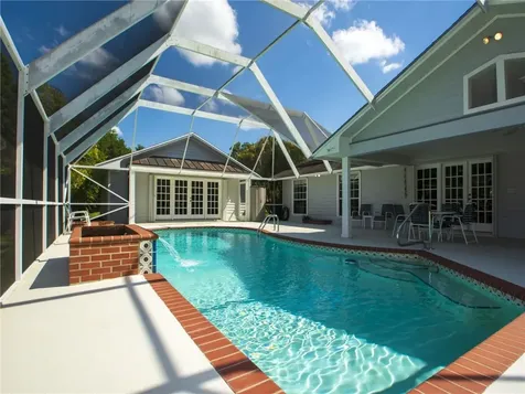 435 39th Court Vero Beach FL 32968