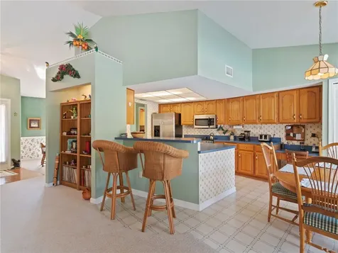 435 39th Court Vero Beach FL 32968