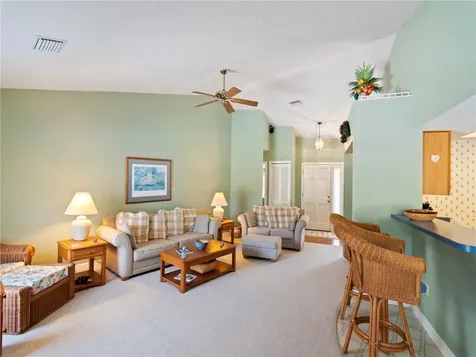 435 39th Court Vero Beach FL 32968